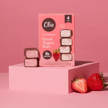 Clio Yogurt Bar Strawberry 4 packs Clio Yogurt Bar Strawberry 4 packs