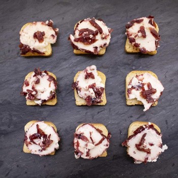 Montechevre Goat Cheese, Cranberry Cinnamon