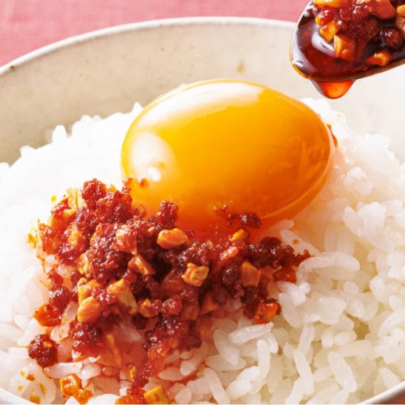 S&B Umami Topping With Chilli Oil