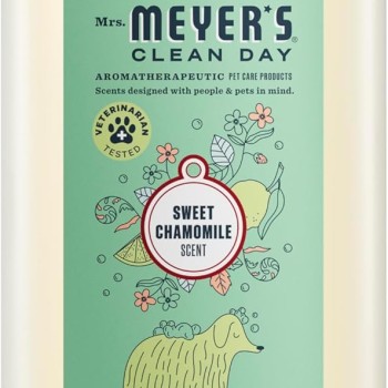 Mrs. Meyer’s Clean Day 3-in-1 Dog Shampoo – Sweet Chamomile